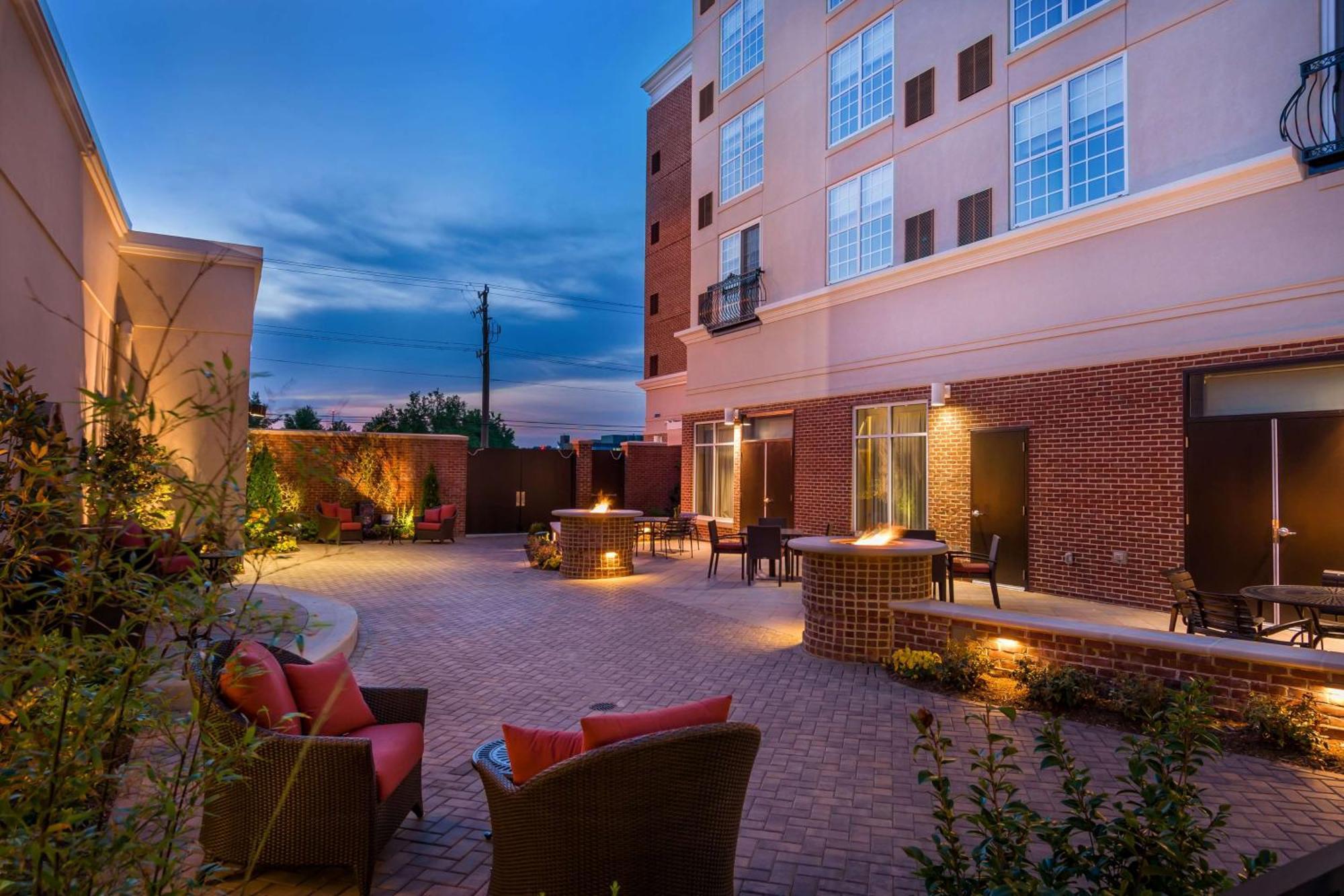 Hyatt Place Fredericksburg At Mary Washington Экстерьер фото