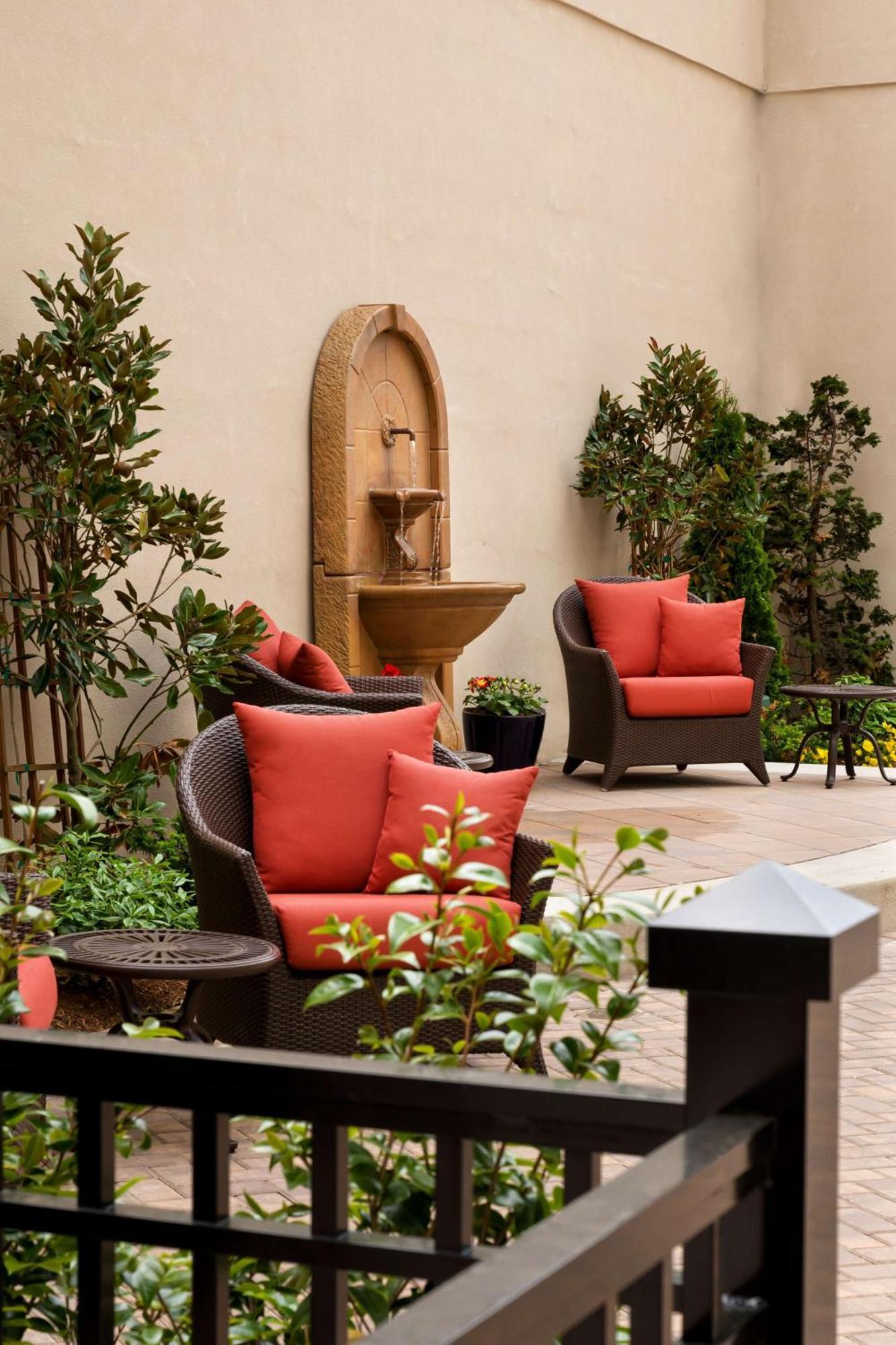 Hyatt Place Fredericksburg At Mary Washington Экстерьер фото