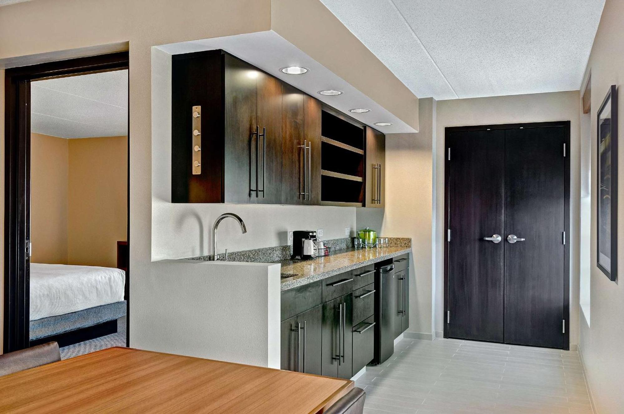 Hyatt Place Fredericksburg At Mary Washington Экстерьер фото